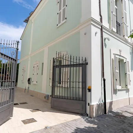 Lägenhetshotell Gina Vacanze *