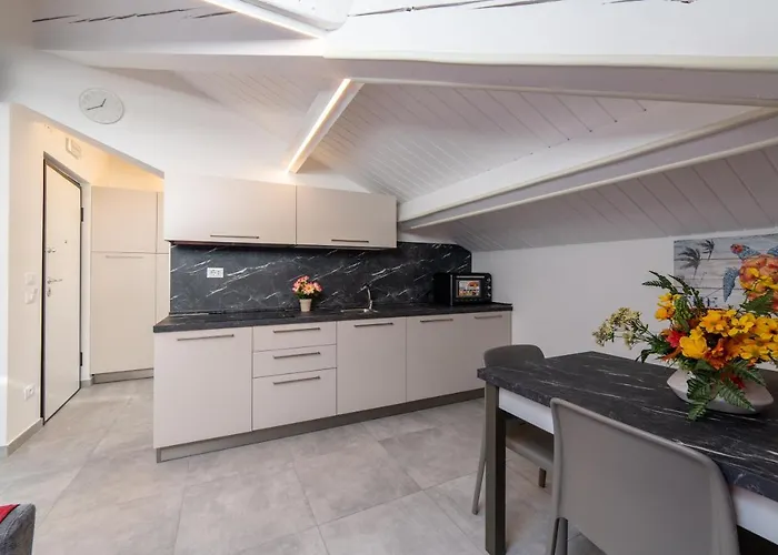 Gina Vacanze アパートホテル *