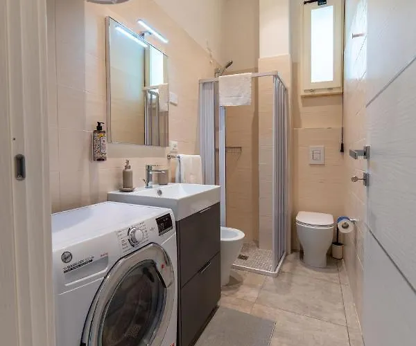 Gina Vacanze アパートホテル ロゼート・デッリ・アブルッツィ